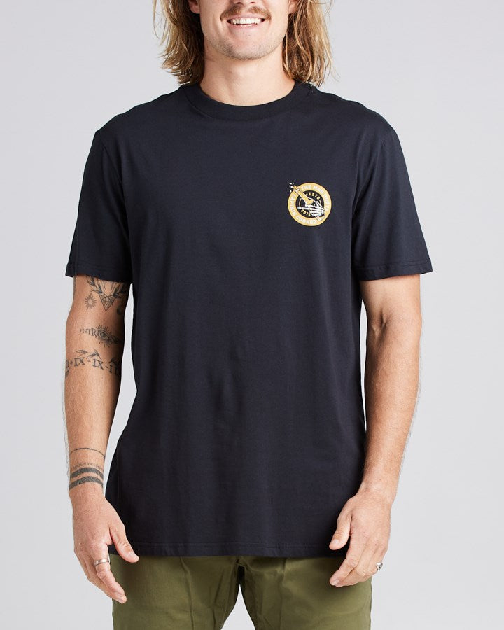 MAD HUEYS CAPTAIN COOKED TEE BLACK