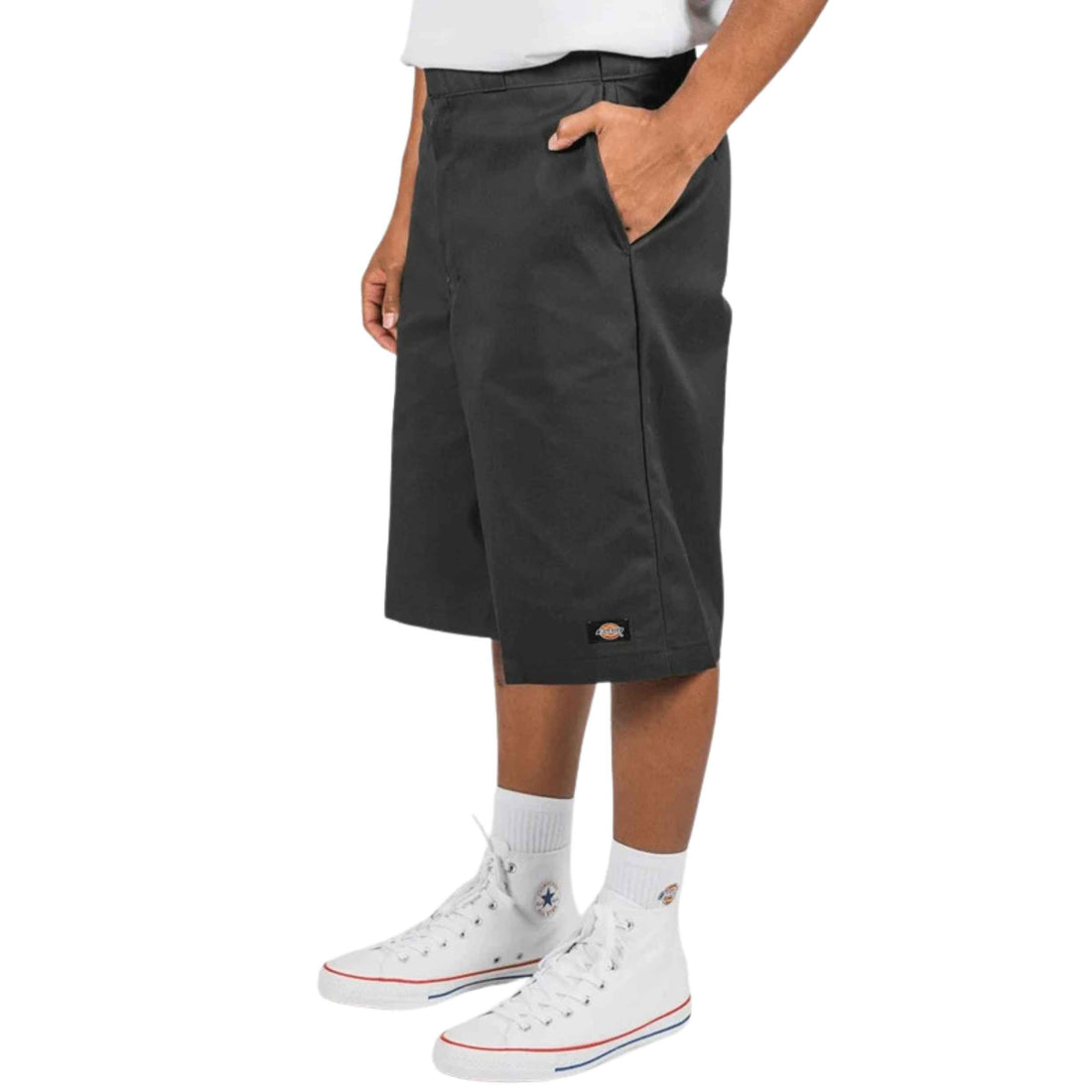 Dickies 13-inch Loose Fit Multi Pocket Short in Black with relaxed straight leg and workwear twill, available at Freeride Surf & Skate NZ.