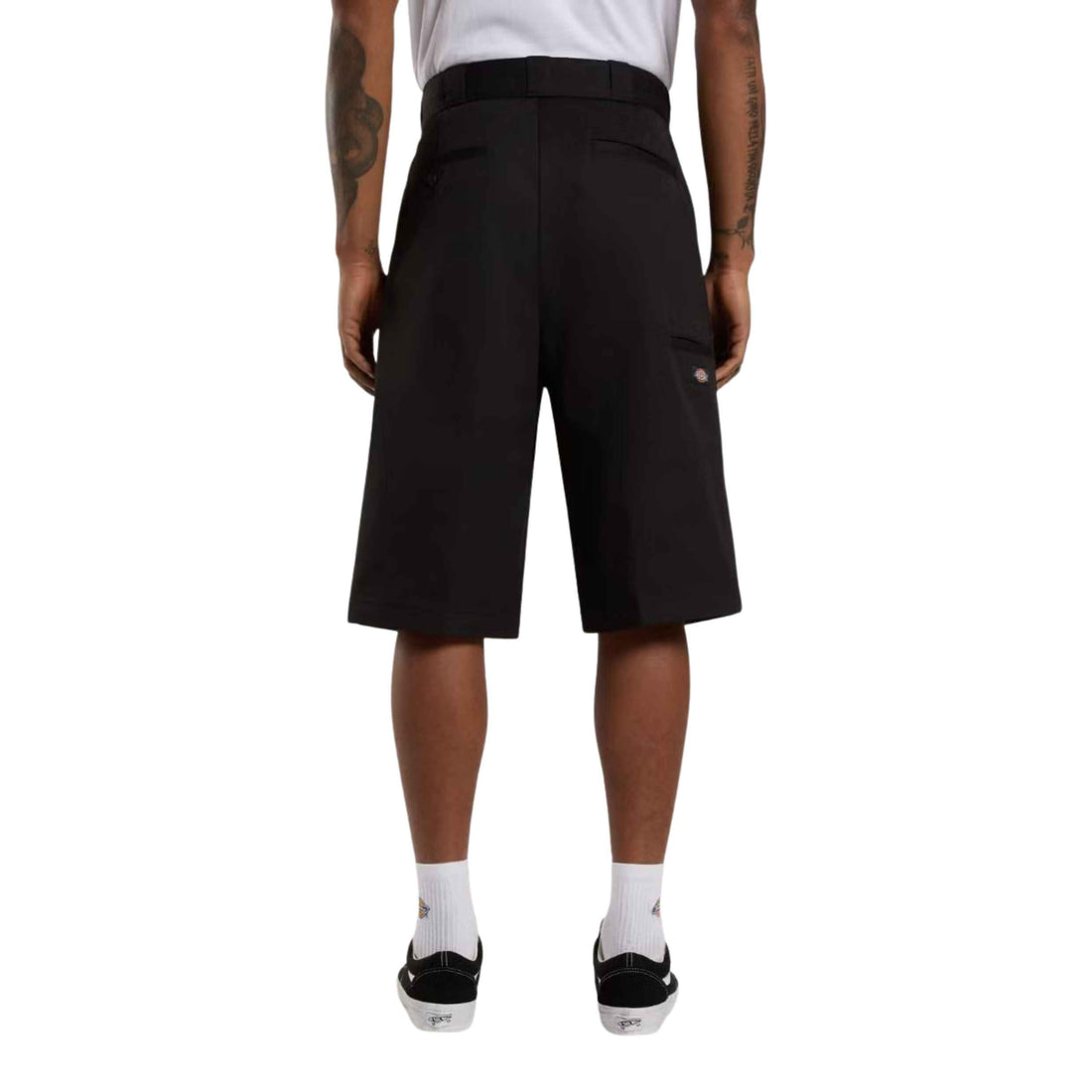 Dickies 15-inch Multi Pocket Short in Black with relaxed fit and stain-release poly-cotton fabric, available at Freeride Surf & Skate NZ.