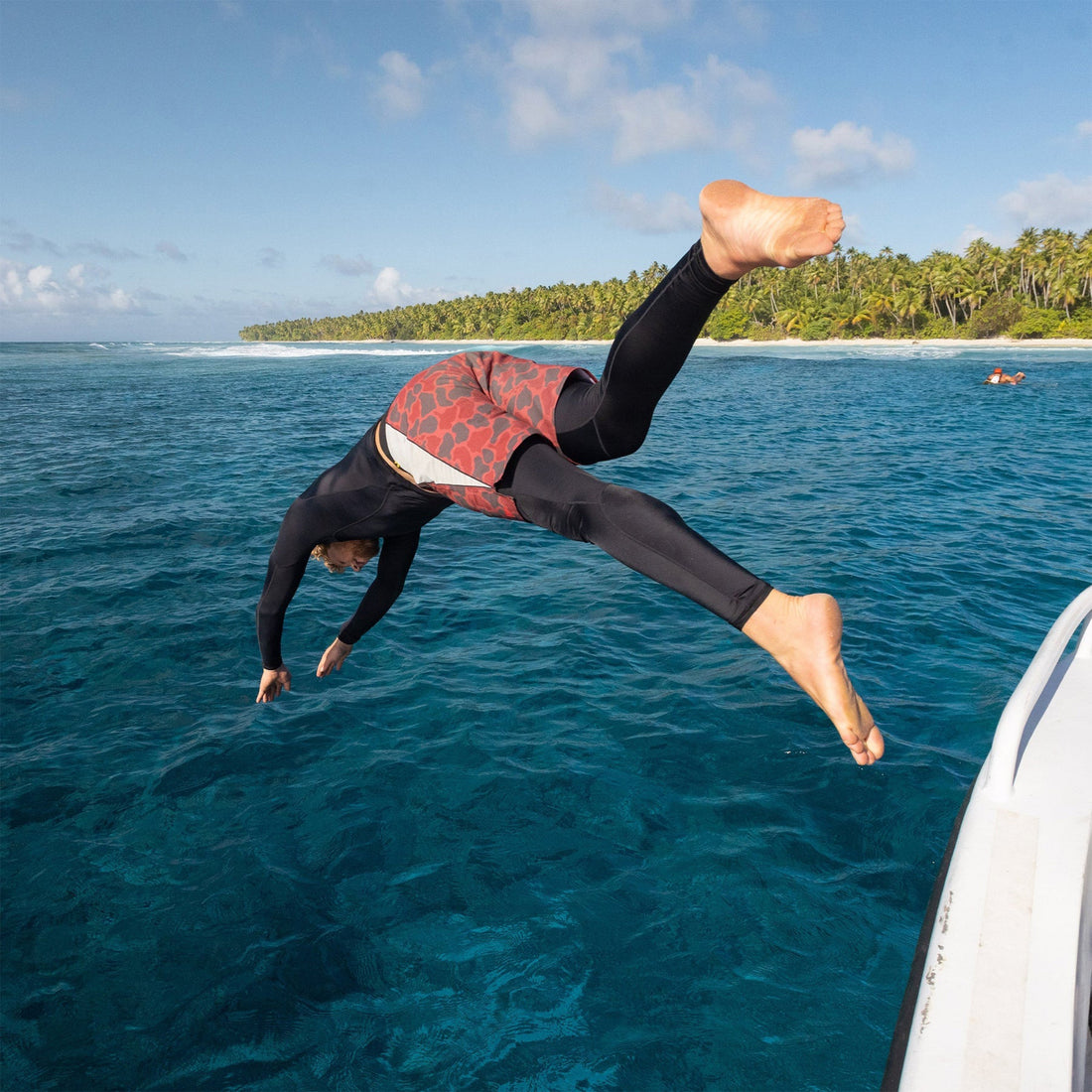 Florence Marine X Hydratight performance tights in black with UPF 50+ sun protection, available at Freeride Surf & Skate NZ.