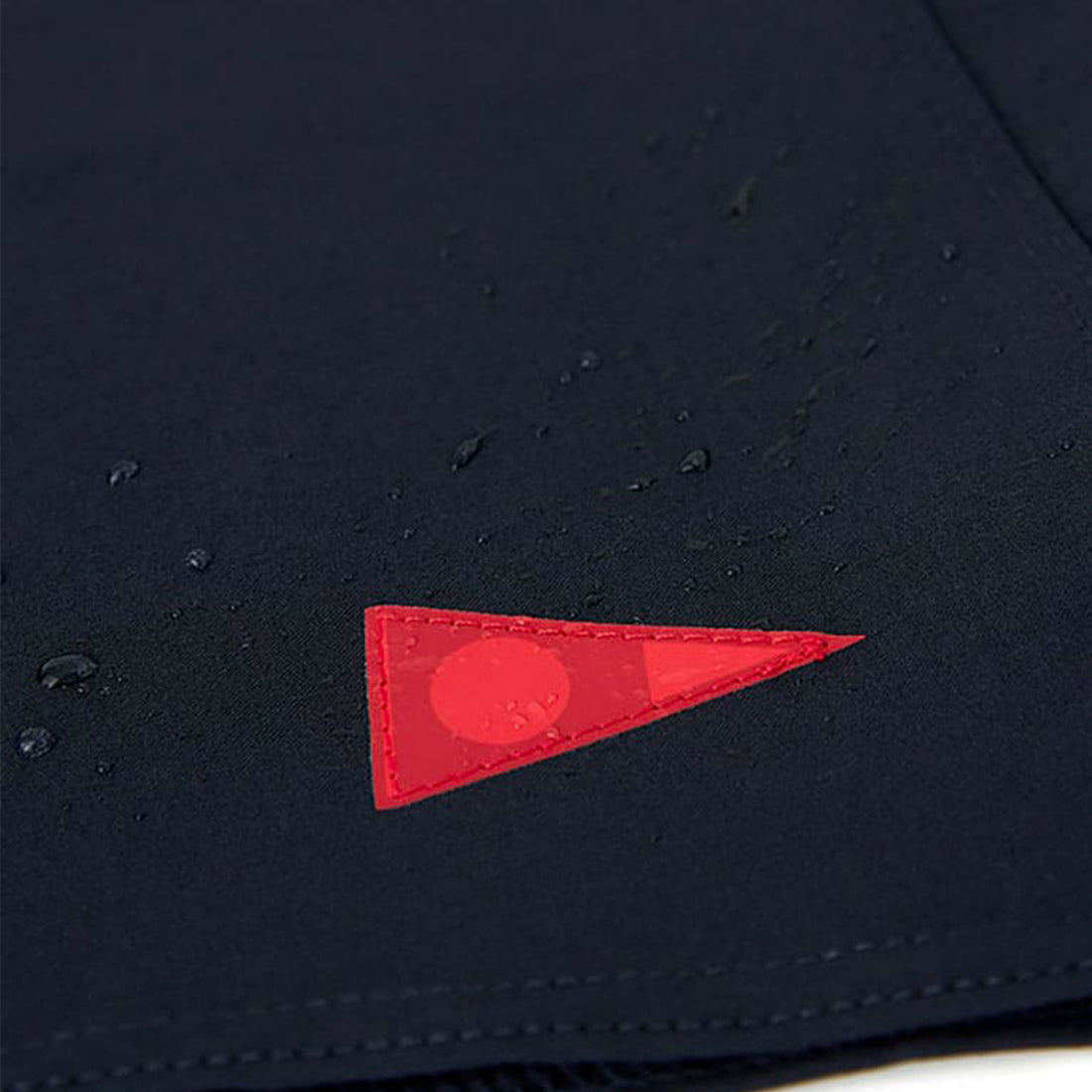 The Florence Marine X Standard Issue Boardshort Department Navy is a durable, high-performance 4-way stretch trunk built for long hours in the water. Made from quick-dry recycled polyester with a smooth cire interior and stitch-free inseam, it reduces chafe and keeps you comfortable through paddles, surf sessions, and open-water training.