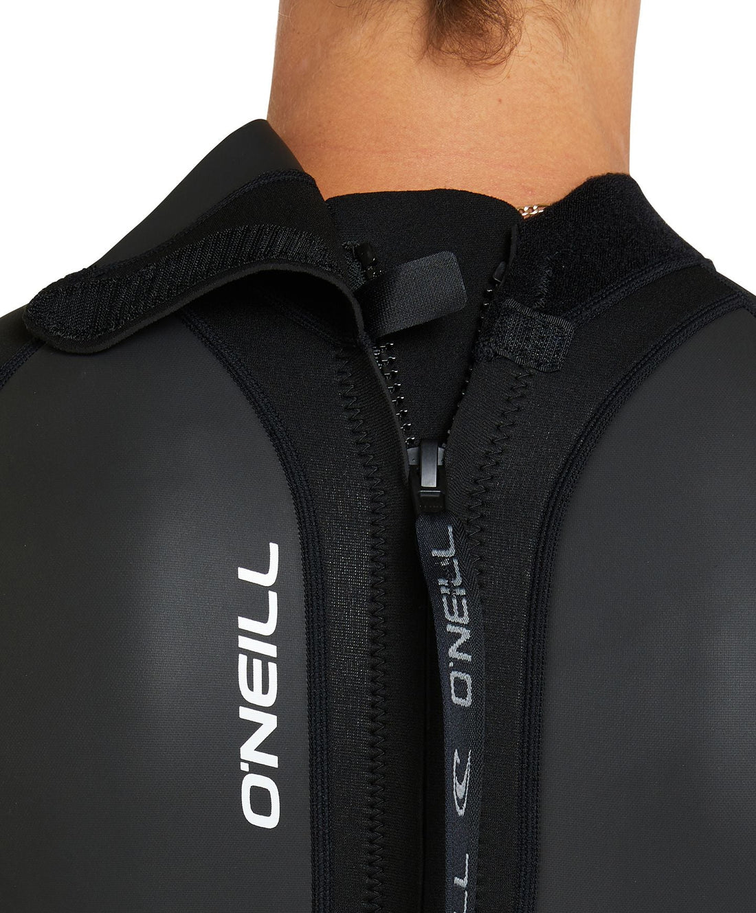 Back Zip O'Neill Reactor II men’s 3/2mm black wetsuit, long arm and long leg design at Freeride Surf & Skate NZ