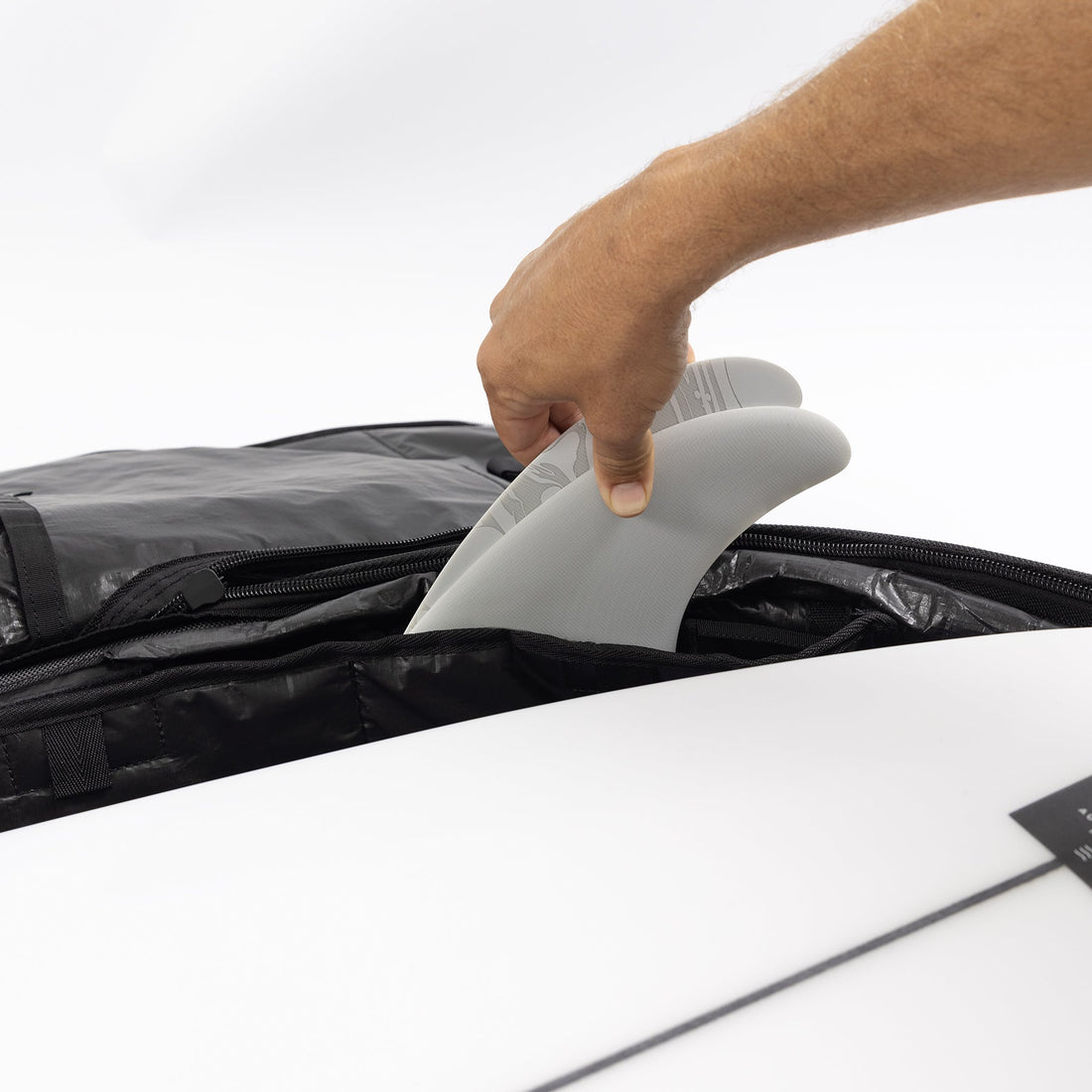 Ocean & Earth Hypa fish short travel cover wheel 4 board 8'0 with anti-shock padding available at Freeride Surf & Skate NZ.