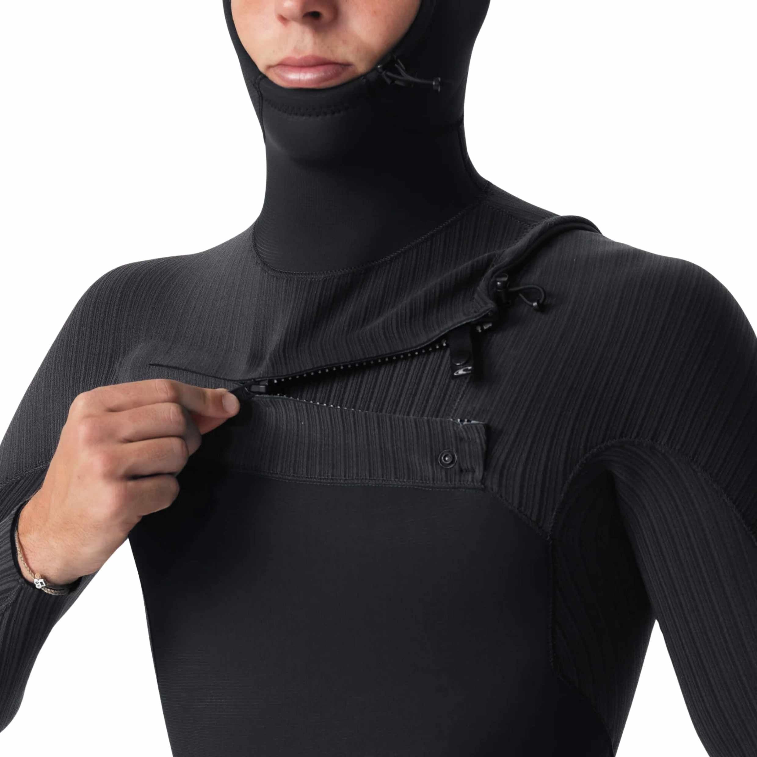 O'Neill HyperFreak 5/4+mm Hooded Chest Zip Steamer 2026