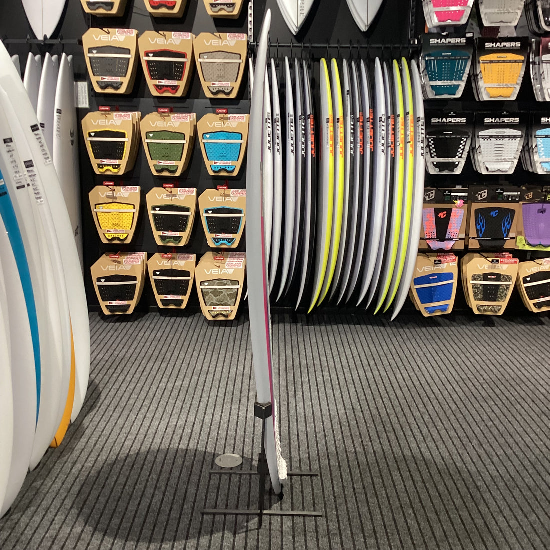 Second-hand Ben Webb Shaping Co custom surfboard 6'6 with Futures fin setup in like-new condition at Freeride Surf & Skate NZ.