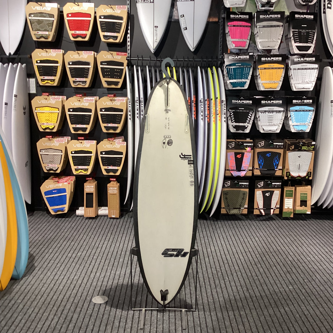 Second-hand HaydenShapes Psychedelic Germ FutureFlex surfboard 6'0 with Futures fin setup available at Freeride Surf & Skate NZ.