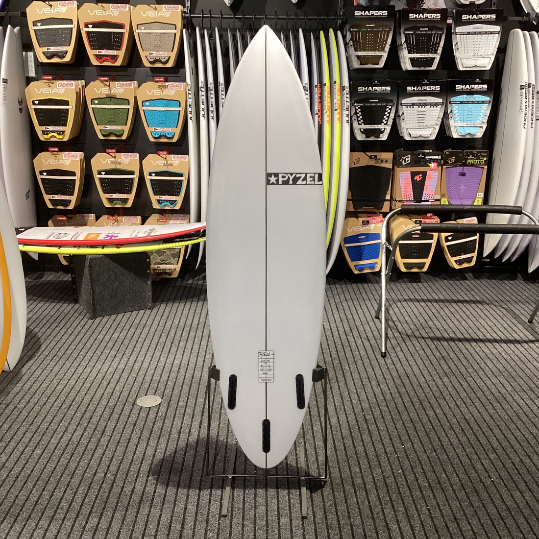 Second-hand Pyzel Ghost Pro 6'0 surfboard with Futures fin system available at Freeride Surf & Skate NZ.