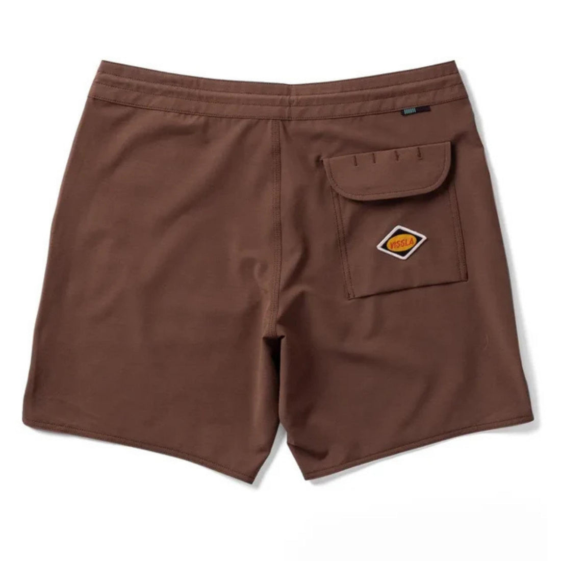 Vissla Sets Men’s 16.5” boardshorts in Dark Earth — short retro fit 4-way stretch boardies made with coconut fibres and recycled Repreve polyester, available at Freeride Surf & Skate NZ.