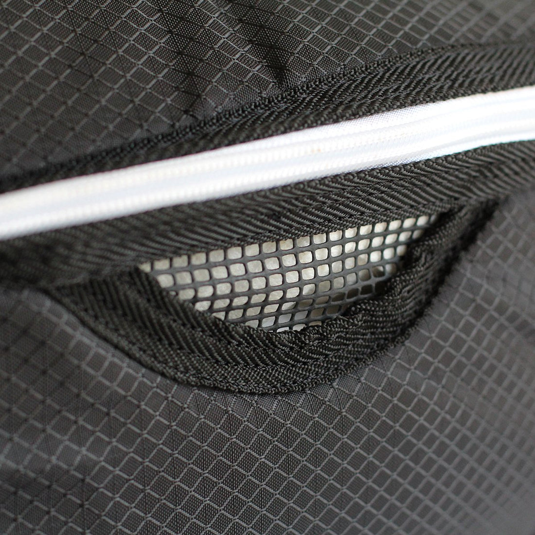 Shapers platinum 6 foot 7 triple surfboard travel bag 3 board board bag available at Freeride Surf & Skate NZ.